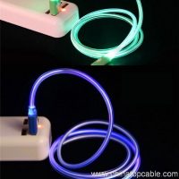 Kabel usb mikro dengan cahaya yang diketuai 1
