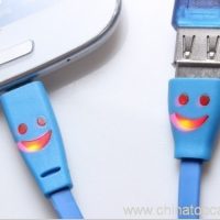 Qi lyser usb data kabeltyper for iphone/ipad/samsung/smart telefon 3