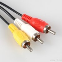 3 RCA -kabel na 3 RCA -kabelman na manlike AV -klankkabel 3