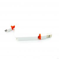 Square-Shape-retractable-USB-date-Cable-with-Key-Ring-Hole-01