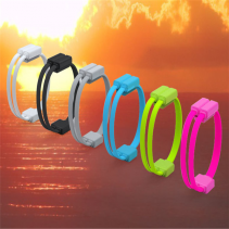 2-in-1-Bracelet-Micro-Lighting-Interface-Data-Sync-Cable-for-iPhone-Android-Computer-03