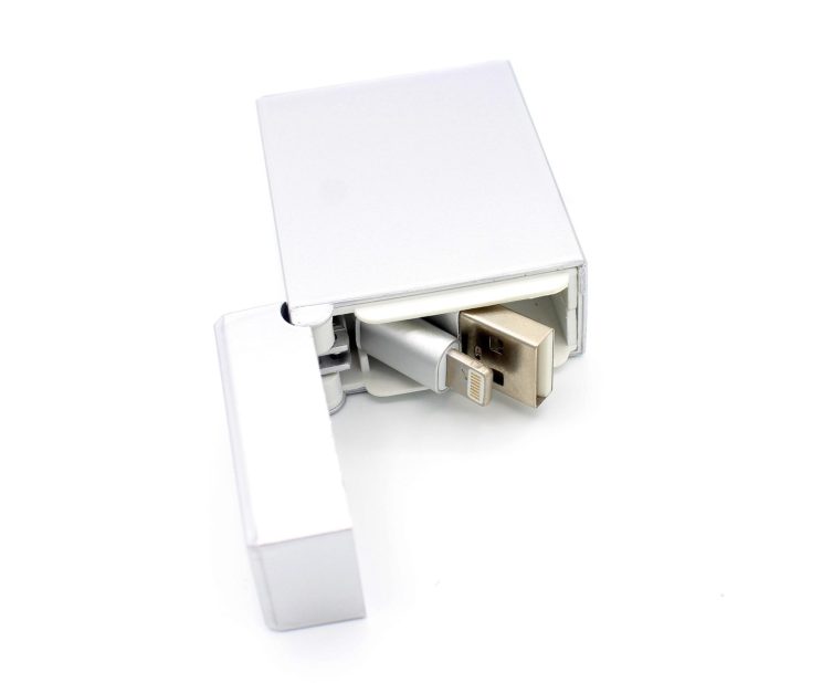 ctc-gal-5209 Retractable Lighter-Shaped USB Data Cable