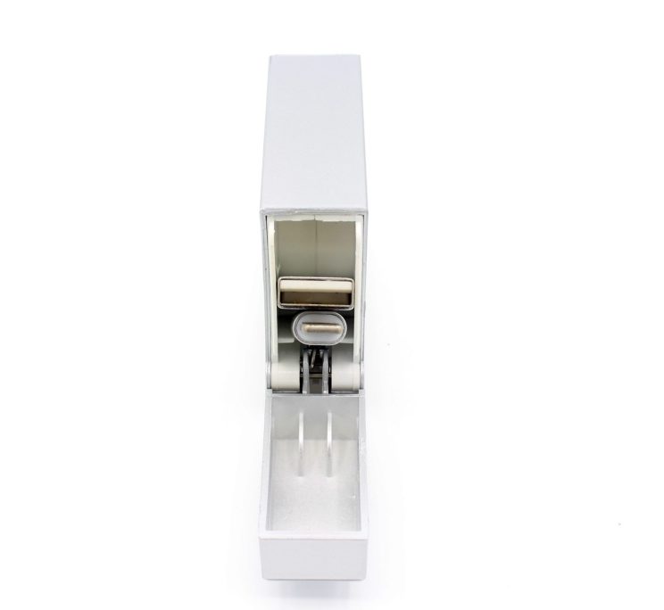 ctc-gal-5211 Retractable Lighter-Shaped USB Data Cable